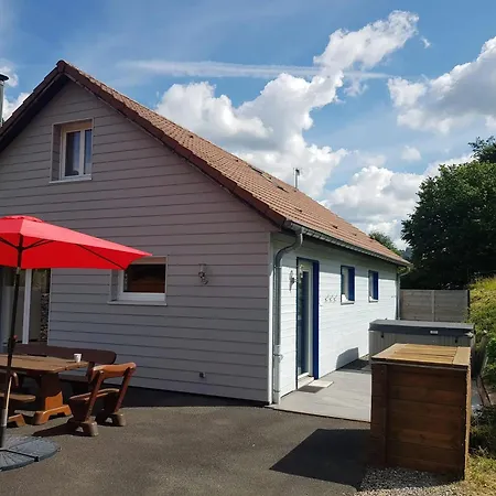 Chalet Chaleureux A Avec Piscine Privee