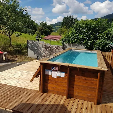 Chalet Chaleureux A Avec Piscine Privee *